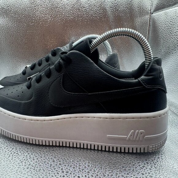 Size 7 Nike Af1 Sage Low Air Force Womens Black White Platform Shoes AR5339-002 - Picture 6 of 10